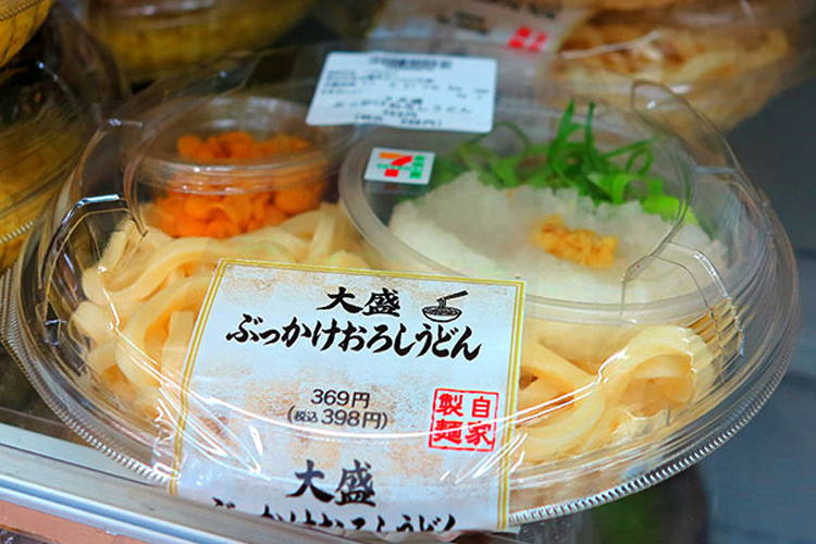อาหารร้านสะดวกซื้อ: ประสบการณ์การทำอาหารของญี่ปุ่น