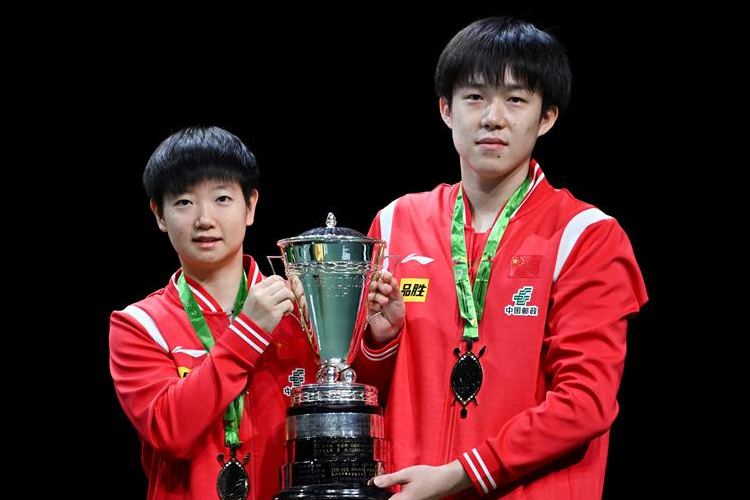 จีนคว้าเหรียญทองทั้ง 5 ในการแข่งขัน ITTF World Table Tennis